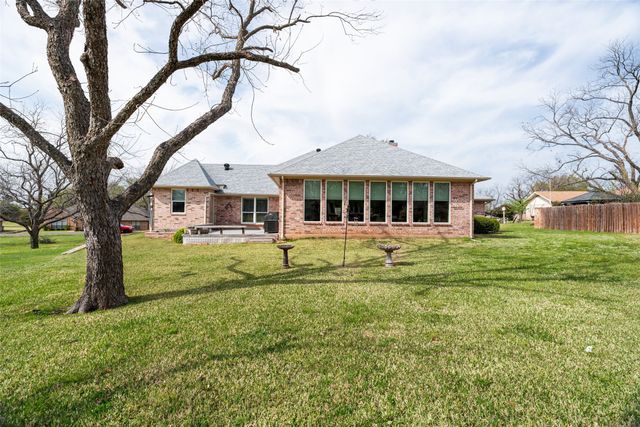 8913 Brierfield Road, Granbury, TX 76049
