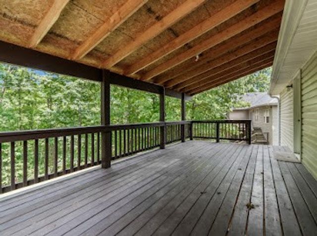 39 Glasgow Drive, Bella Vista, AR 72715