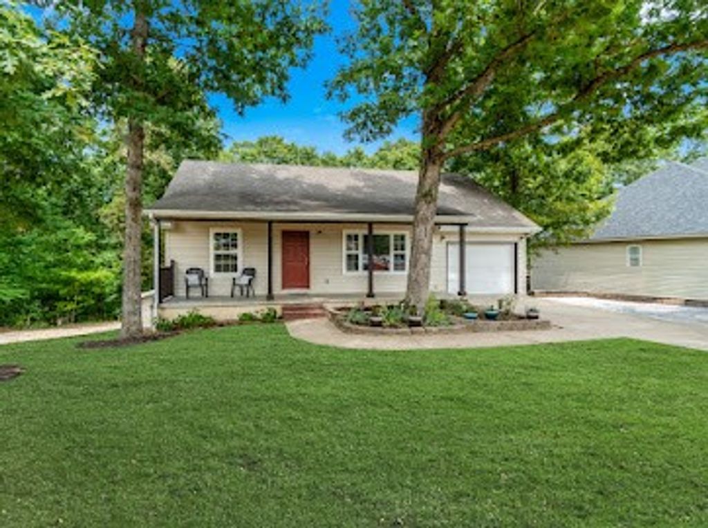 39 Glasgow Drive, Bella Vista, AR 72715