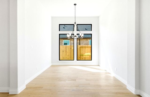 9749 Roaring River Falls Lane, Porter, TX 77365