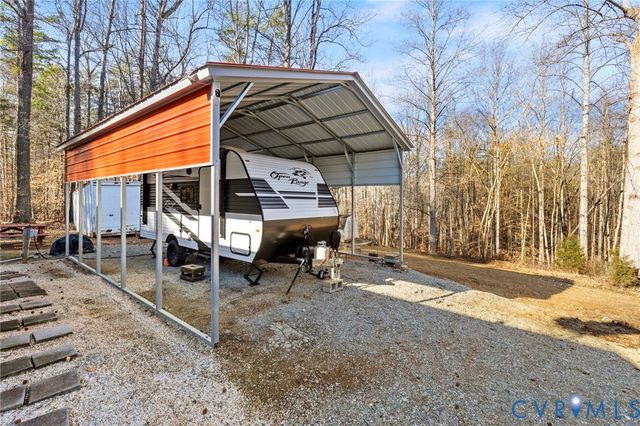 6704 Clark Rd, Powhatan, VA 23139