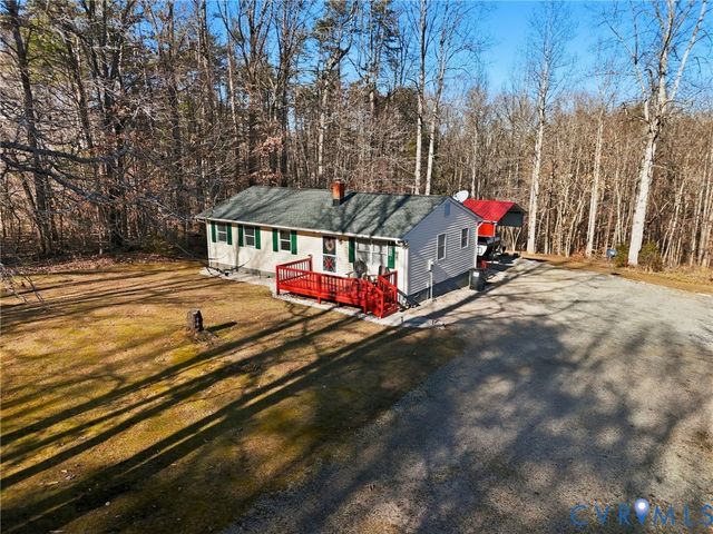 6704 Clark Rd, Powhatan, VA 23139