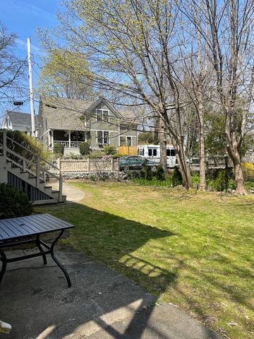 15 Harris 2, Marblehead, MA 01945