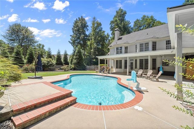 5020 Hamptons Club Drive, Alpharetta, GA 30004