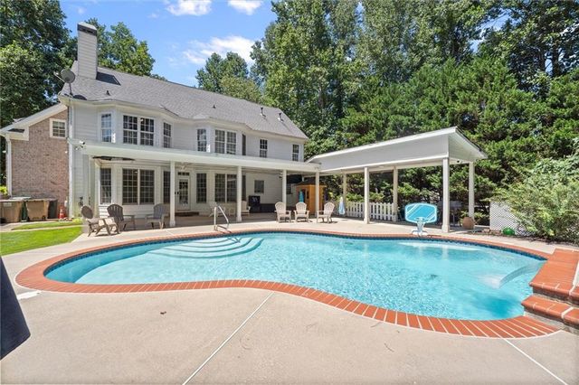 5020 Hamptons Club Drive, Alpharetta, GA 30004