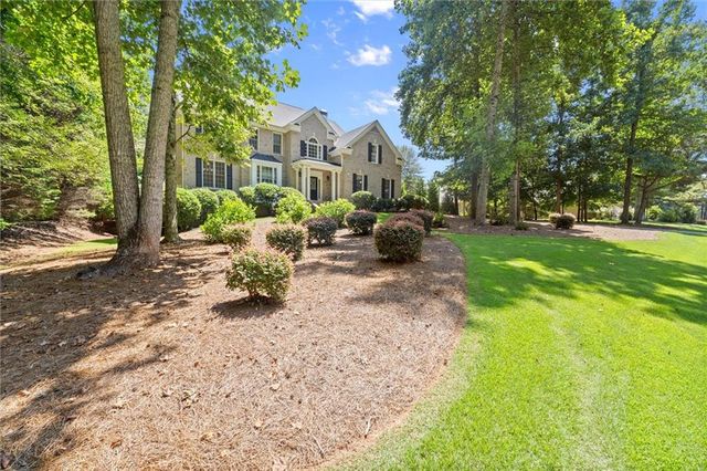 5020 Hamptons Club Drive, Alpharetta, GA 30004