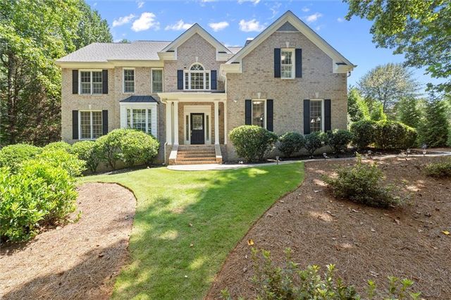 5020 Hamptons Club Drive, Alpharetta, GA 30004