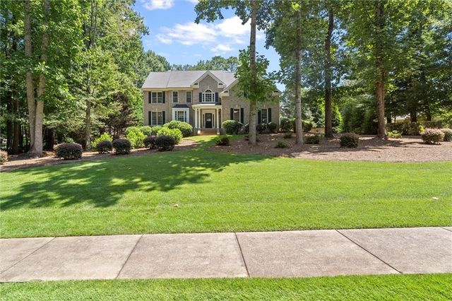 5020 Hamptons Club Drive, Alpharetta, GA 30004