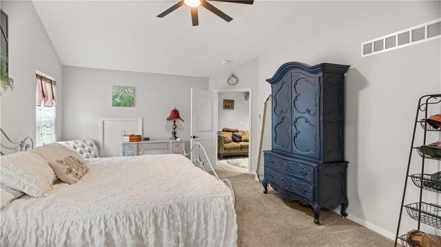 403 W Kaskaskia Street, Paola, KS 66071