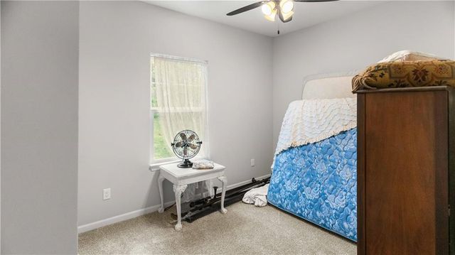 403 W Kaskaskia Street, Paola, KS 66071