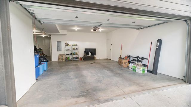 403 W Kaskaskia Street, Paola, KS 66071