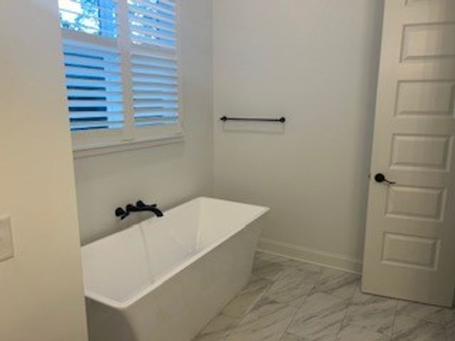 122 Robertson Circle, St Simons Island, GA 31522