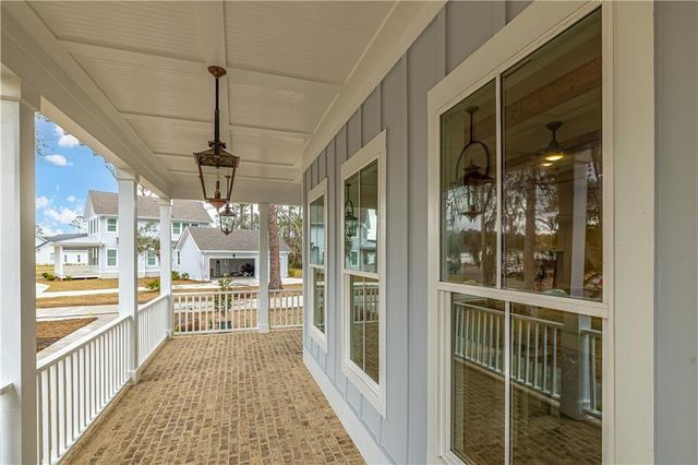 122 Robertson Circle, St Simons Island, GA 31522