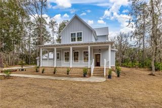 122 Robertson Circle, St Simons Island, GA 31522