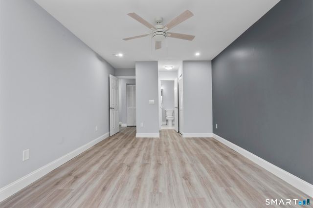 133 Peddlars Drive 133, Branford, CT 06405