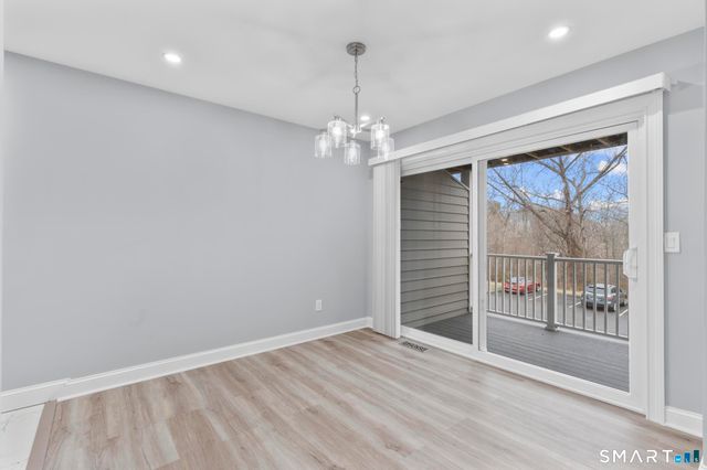 133 Peddlars Drive 133, Branford, CT 06405