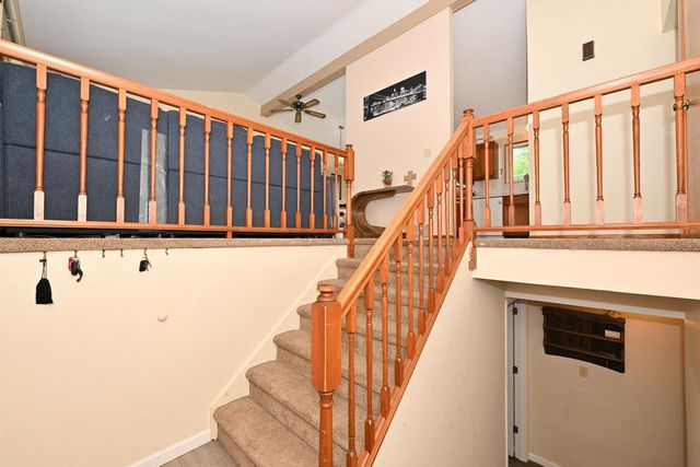 11020 W Parnell AVENUE, Hales Corners, WI 53130
