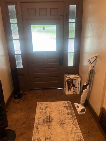 1007 E Iron Ave, Salina, KS 67401