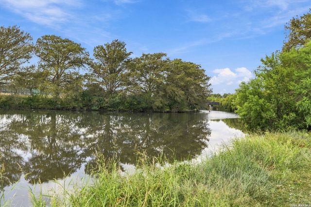2020 W Kings Hwy, San Antonio, TX 78201