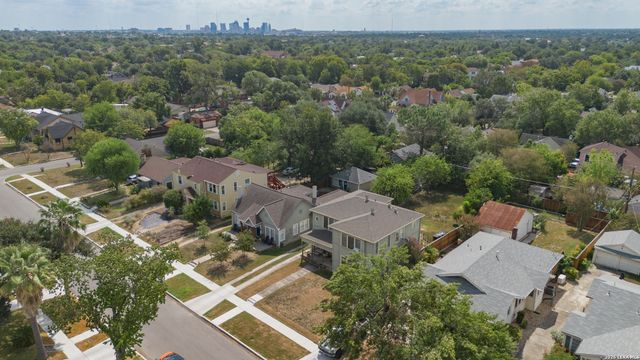 2020 W Kings Hwy, San Antonio, TX 78201