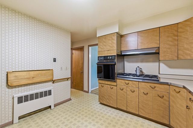 2687 Apple Way, Ann Arbor, MI 48104