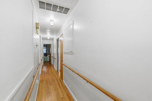 2687 Apple Way, Ann Arbor, MI 48104