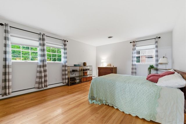 2687 Apple Way, Ann Arbor, MI 48104