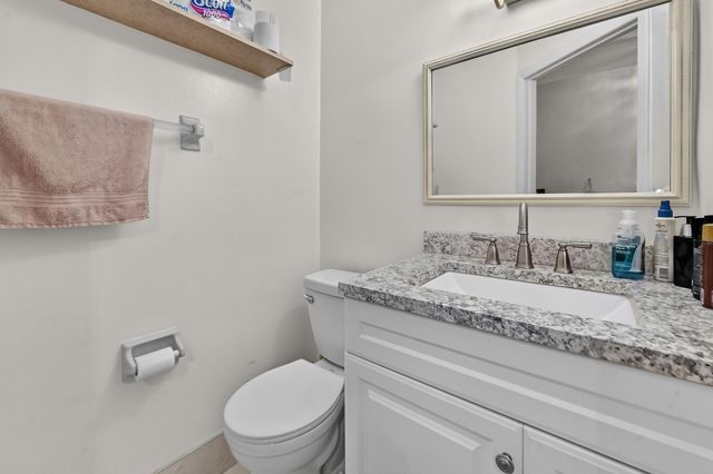 4587 Carambola Circle S 27218, Coconut Creek, FL 33066