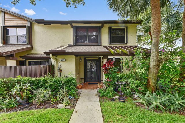 4587 Carambola Circle S 27218, Coconut Creek, FL 33066