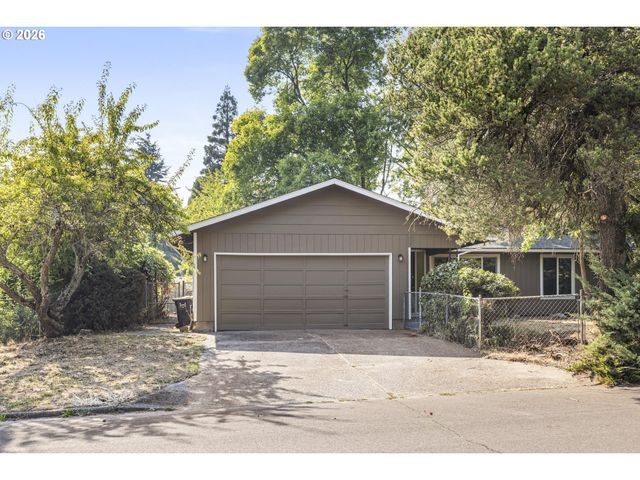 1885 Sw 216TH Ave, Beaverton, OR 97003