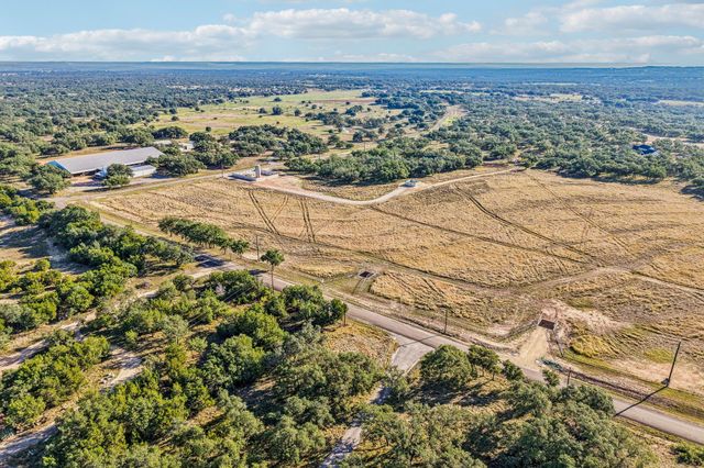 2124 Old Marble Falls RD, Round Mountain, TX 78663
