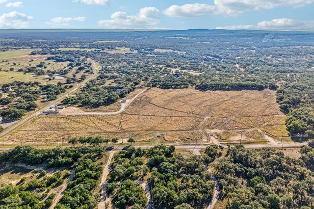 2124 Old Marble Falls RD, Round Mountain, TX 78663