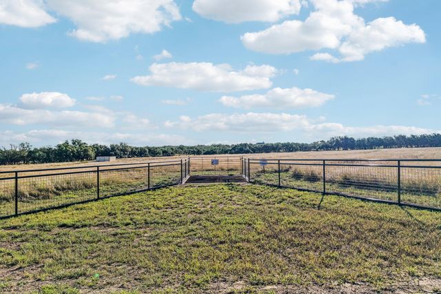 2124 Old Marble Falls RD, Round Mountain, TX 78663