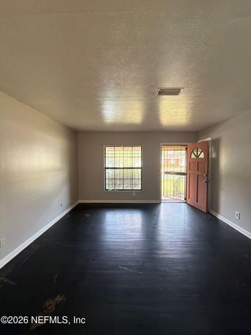 3962 WINTON Drive, Jacksonville, FL 32208