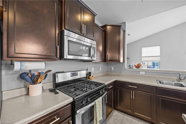 421 Fairway Drive, Mebane, NC 27302