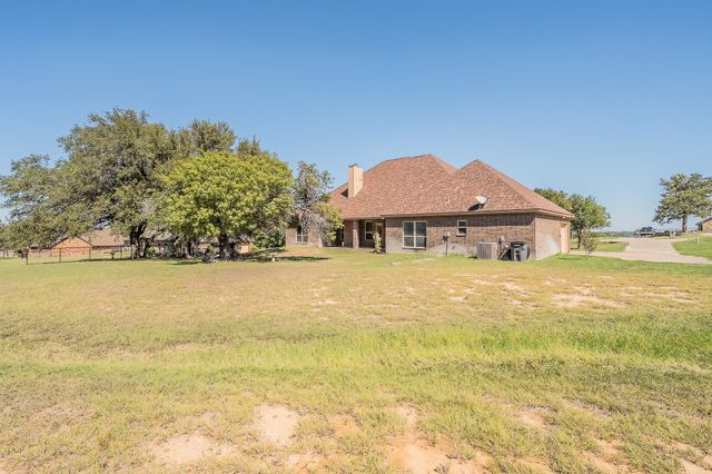 112 Meadow Arbor Drive, Weatherford, TX 76085