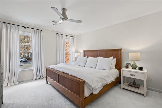 4 Queen Victoria NE Place, Atlanta, GA 30342