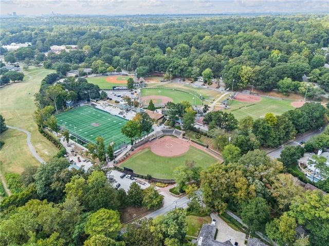 4 Queen Victoria NE Place, Atlanta, GA 30342