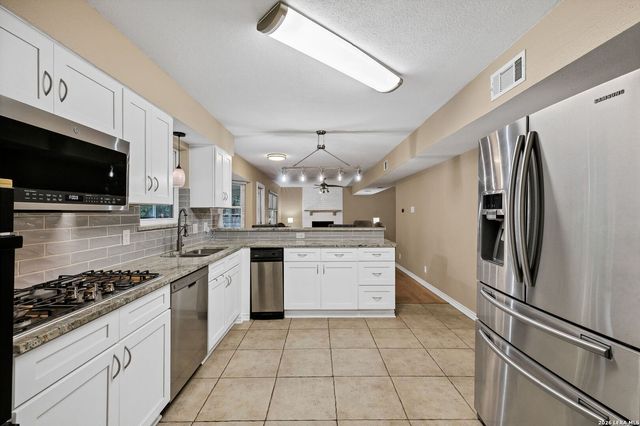 4903 LA POSADA ST, San Antonio, TX 78233
