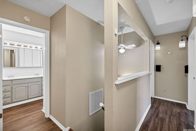 4903 LA POSADA ST, San Antonio, TX 78233