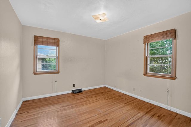 1205 Dorthy Drive, Waterloo, IA 50703