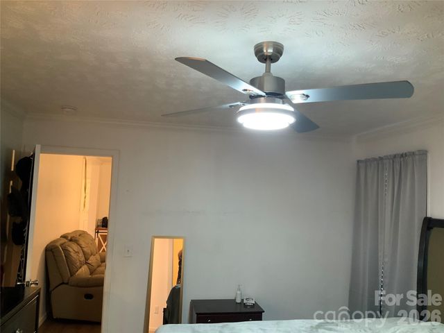 129 Concord Road, Asheville, NC 28803