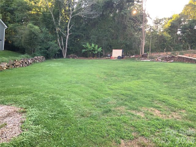 129 Concord Road, Asheville, NC 28803