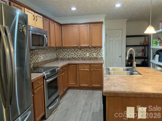 129 Concord Road, Asheville, NC 28803