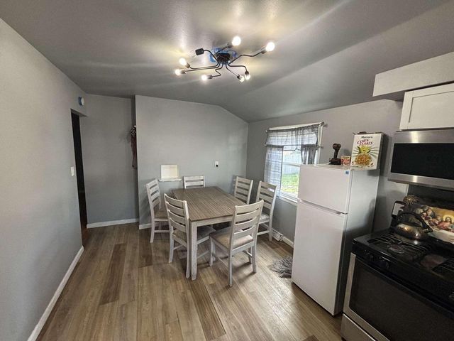 8210 W Winfield AVENUE, Milwaukee, WI 53218