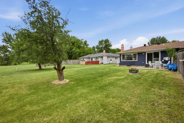 2328 Country Club Parkway, Moorhead, MN 56560