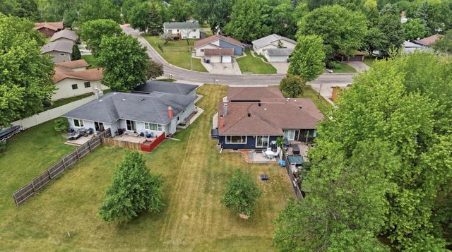 2328 Country Club Parkway, Moorhead, MN 56560