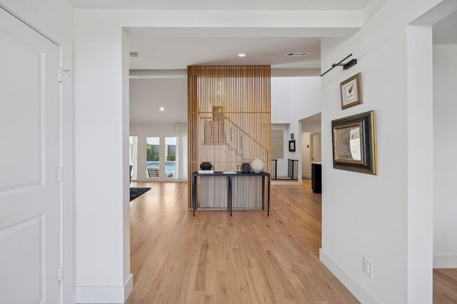 6214 Danbury Lane, Dallas, TX 75214