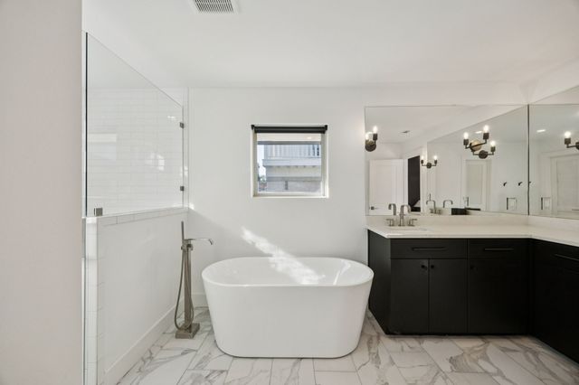 6214 Danbury Lane, Dallas, TX 75214