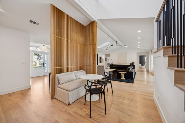 6214 Danbury Lane, Dallas, TX 75214